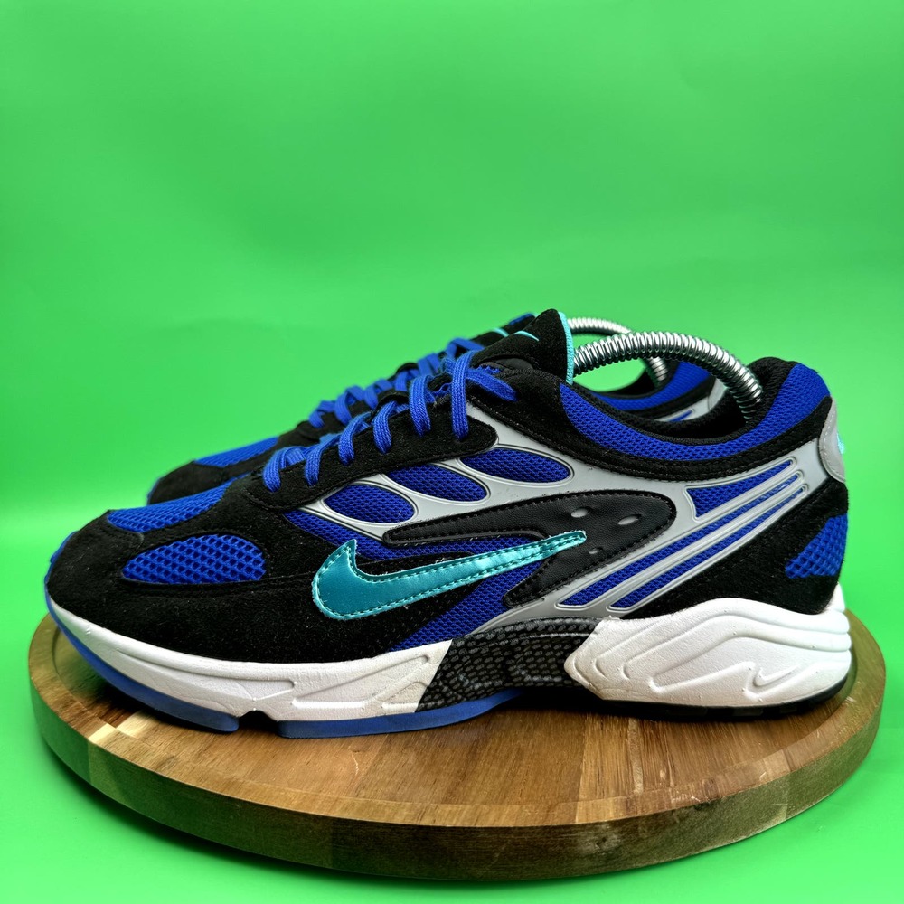 MENS NIKE AIR GHOST RACER SIZE 8.5
